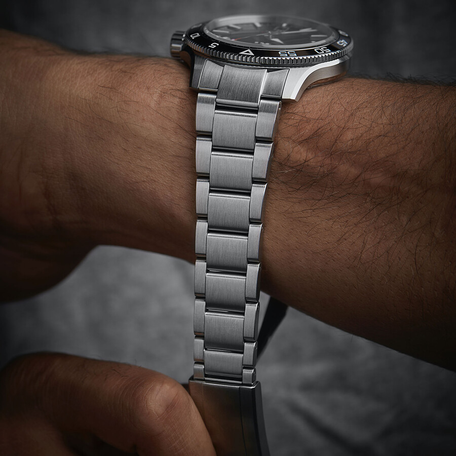 c60 pro 300 bader - 38mm christopher ward